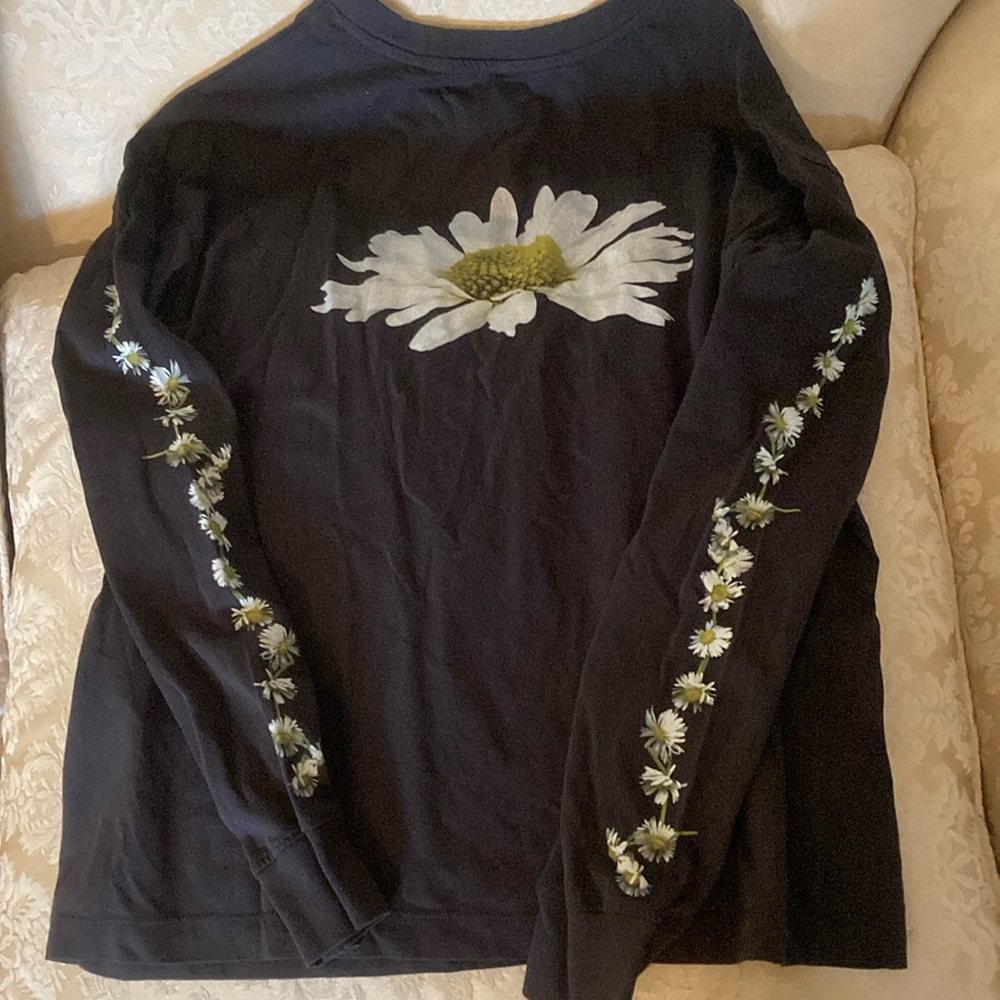 NEW Levi’s daisy long sleeved oversized T-shirt